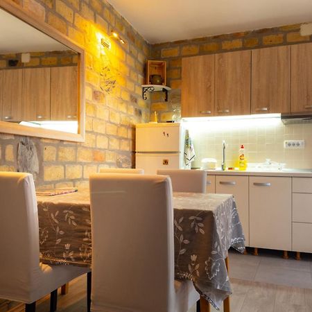 Apartamento Bakina Kuca Golubac Exterior foto